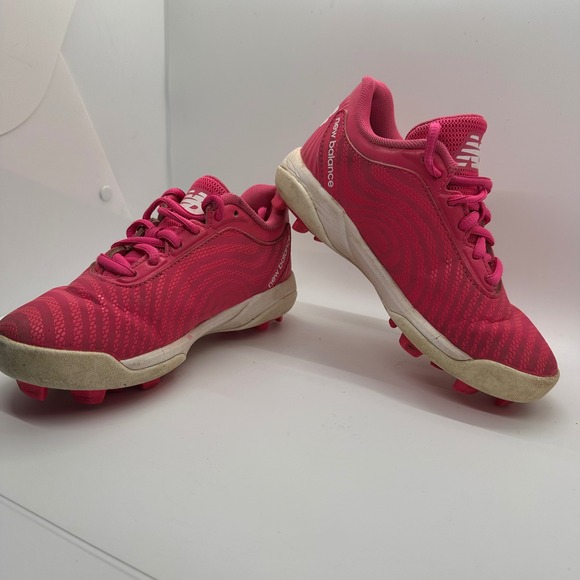 New Balance Turf Shoes Pink Molded Cleats Soccer Baseball Girls Size 13‎ US - Picture 1 of 10